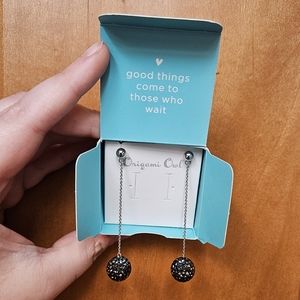 NWT Origami Owl Swarovski Hematite Sparkle Drop Earring ER1034